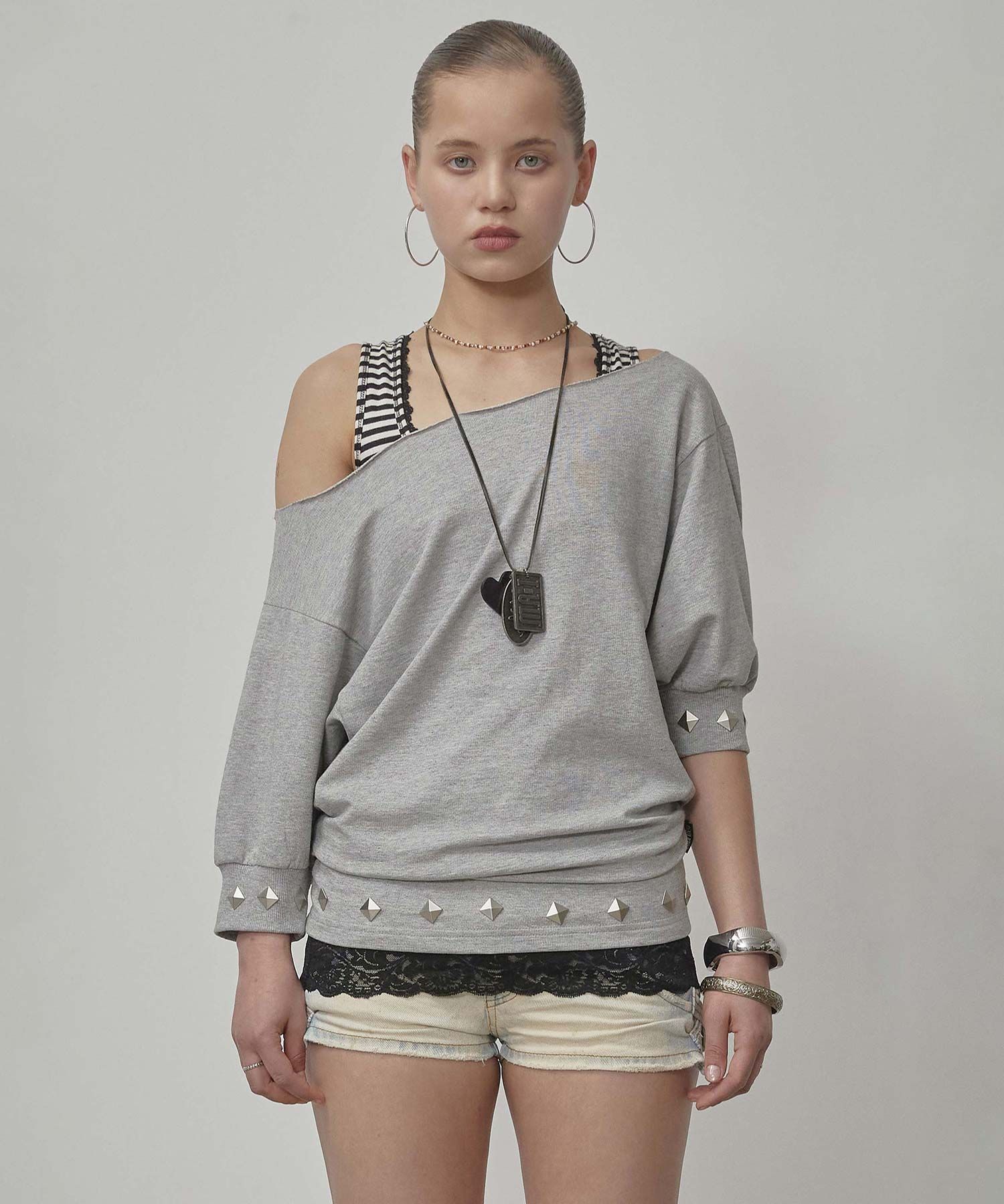 【SCULPTOR】Stud Half Sleeve Sweatshirt Melange Gray Stud Half Sleeve Sweatshirt Melange Gray – Sculptor