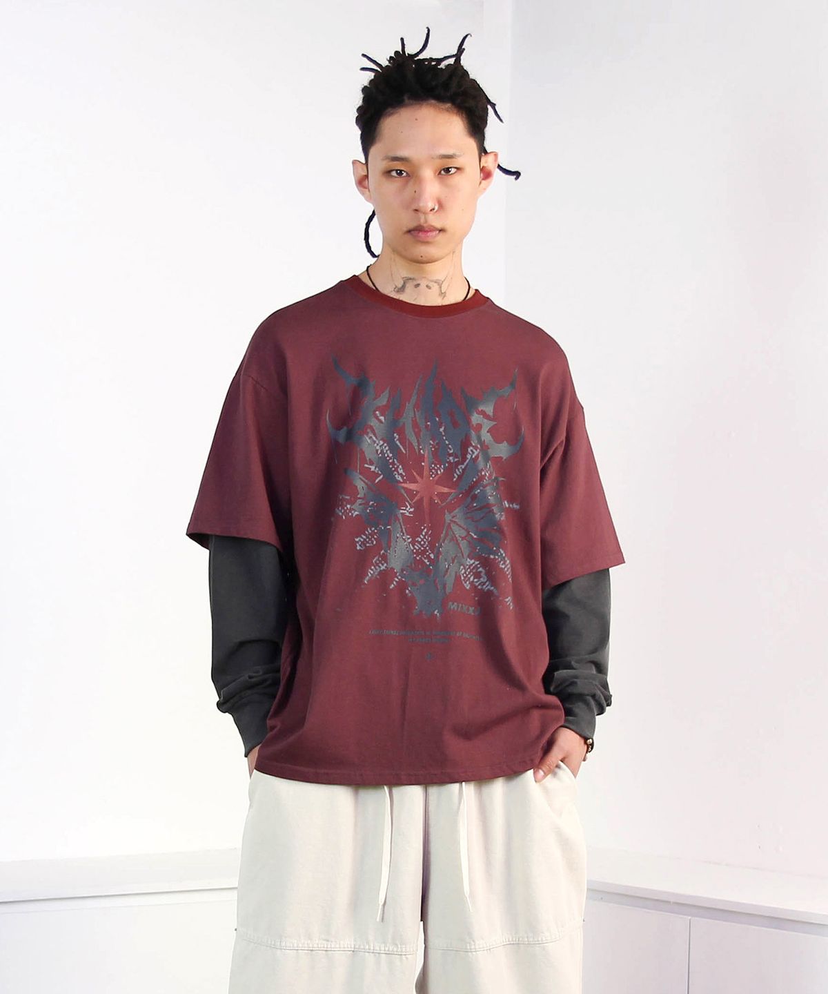 믹쓰제이(MIXXJ) BAT LAYERED LONG SLEEVE (BURGUNDY)