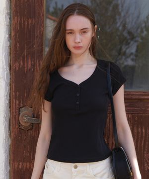 A HENLEY NECK RIBBED T-SHIRT_BLACK