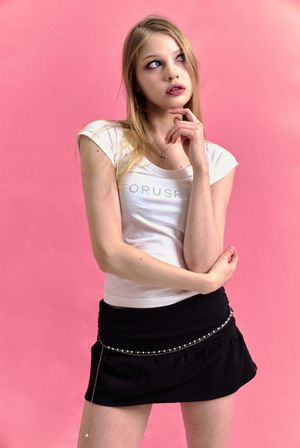 B.jewel logo tee (white)