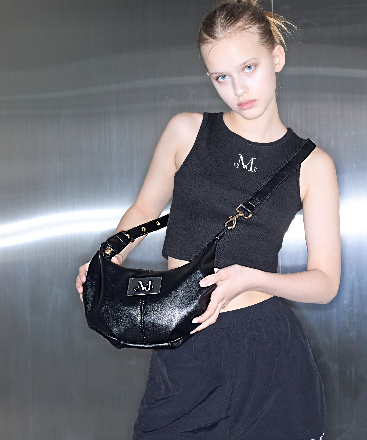 Shop Messenger & Crossbody Bags at MUSINSA