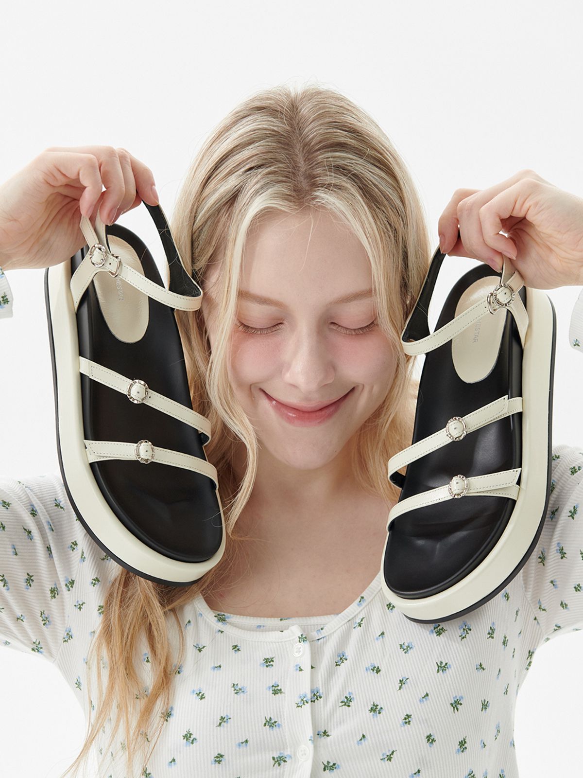 인더스타(INTHESTAR) IS_251793_3 Strap Platform Sandals_3 Colors