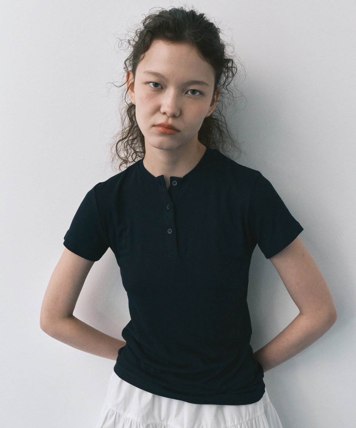 마이스(MAIS) HENRY SHORT SLEEVE TEE / DARK NAVY
