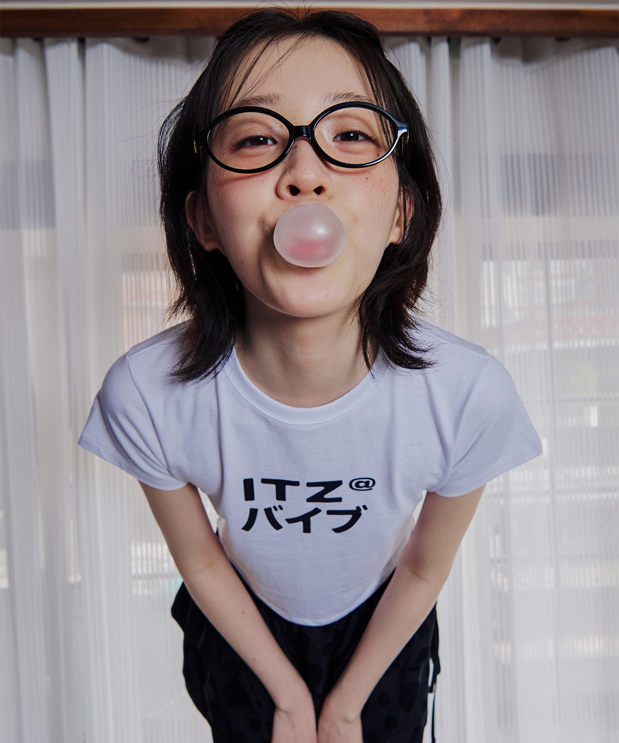 Tシャツ・カットソー ITZAVIBE MIX LOGO CROP T SHIRT 5BMR0060 MUSINSA | ITZAVIBE MIX LOGO CROP T SHIRT - WHITE