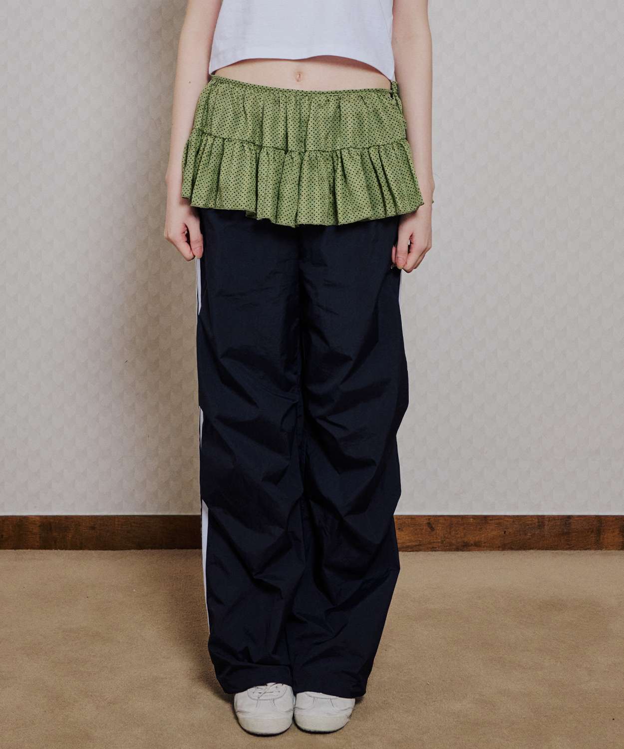 【ITZAVIBE】25ss LAYERED WRAP SHORT SKIRT MUSINSA | ITZAVIBE KIWI DOTTED LAYERED WRAP SHORT SKIRT