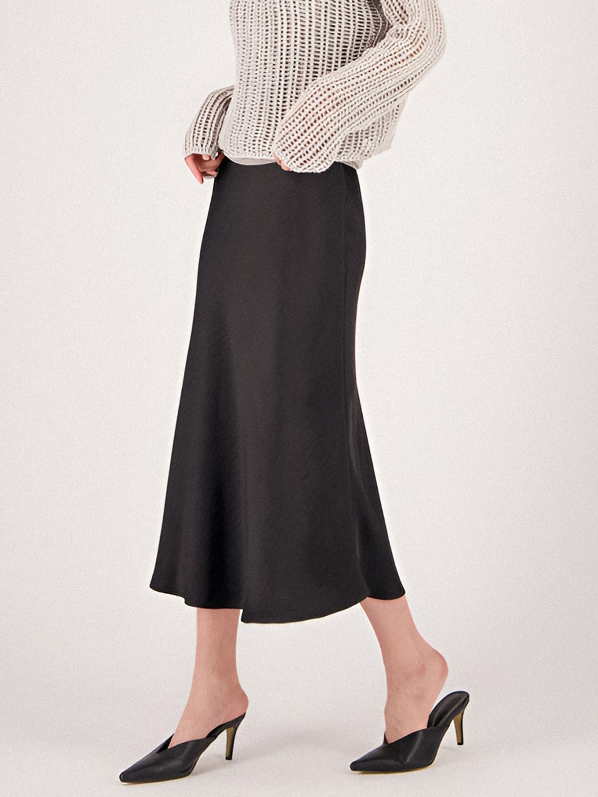 아쿠드(ACUD) Satin A-line Skirt _Black