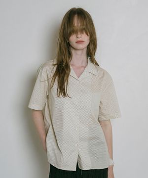 A3526 도트 오픈 칼라 셔츠_Cream
