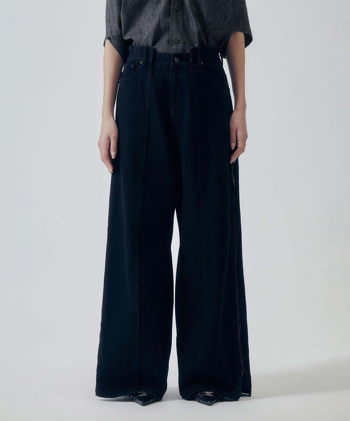 트리밍버드(TREEMINGBIRD) Utility Zipper Denim Pants [ Black ]