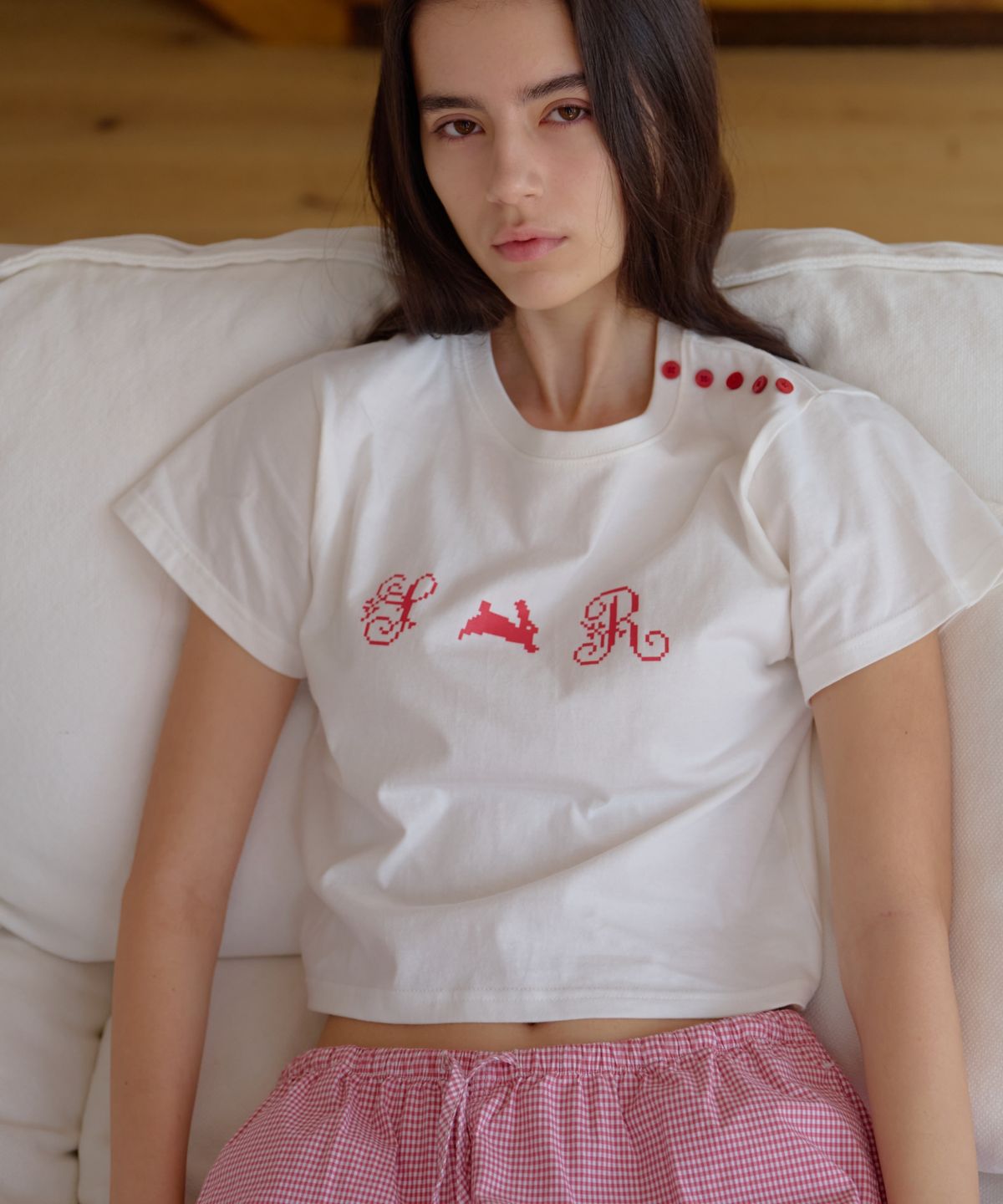 시오르(SIEOR) Bunny Button T-shirt