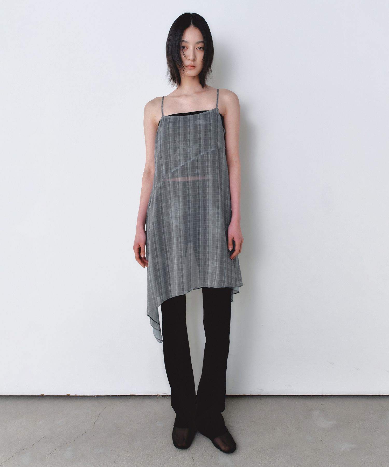 [INSILENCE] Vintage Check Chiffon One Piece /追跡付 MUSINSA公式 | INSILENCE WOMEN Vintage Check Chiffon One