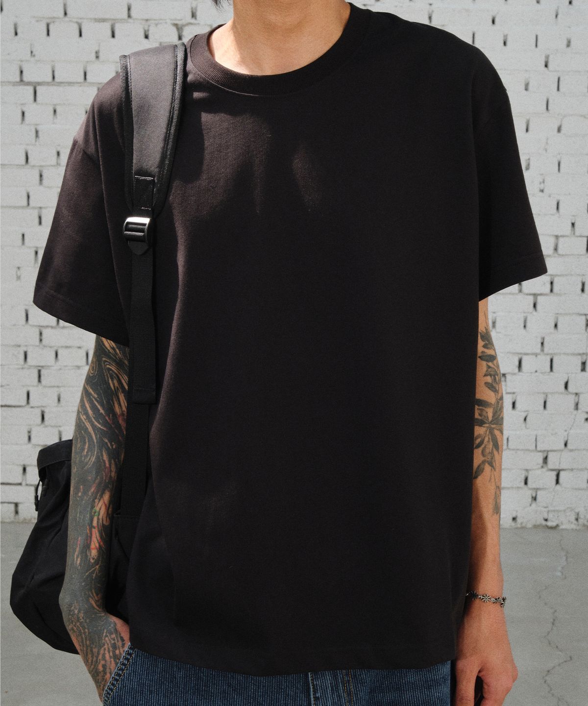 다이브인(DIVEIN) UNIFORM T-SHIRTS (BLACK)