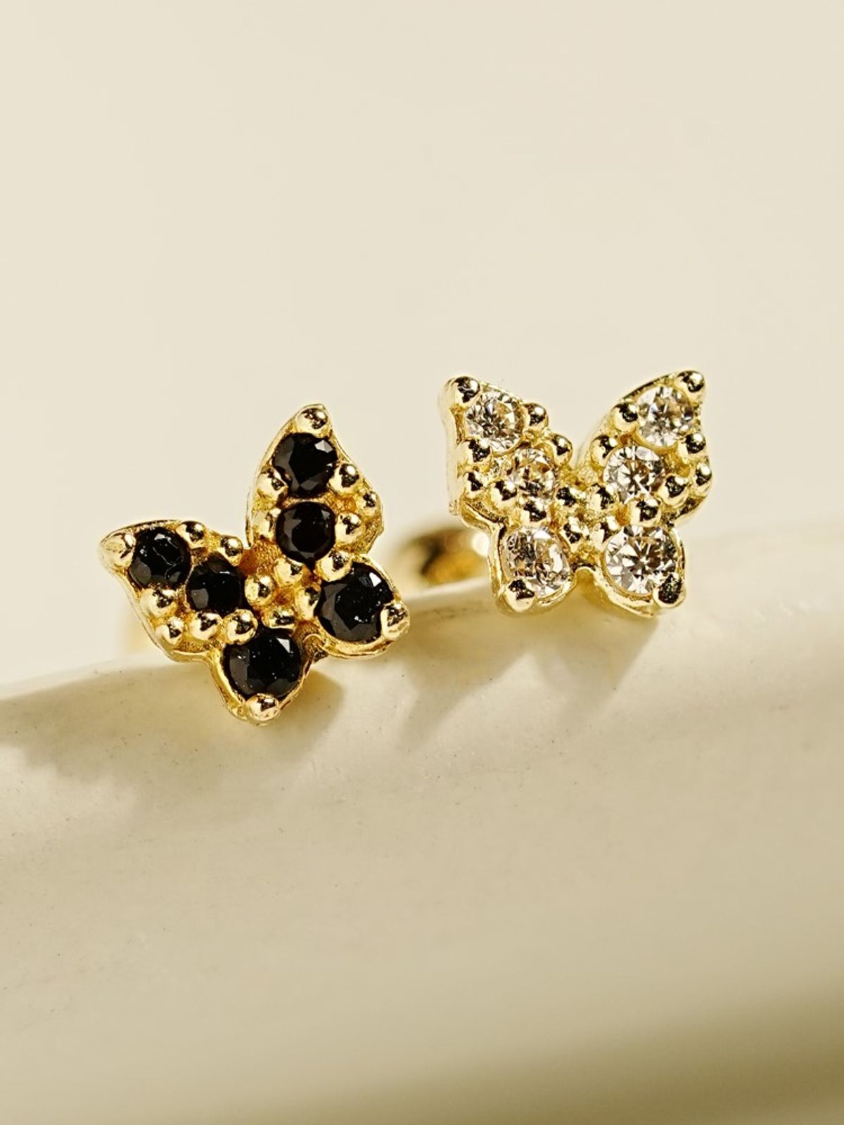 미니멀피어싱(MINIMALPIERCING) 14K 샤이닝 버터플라이 피어싱 귀걸이