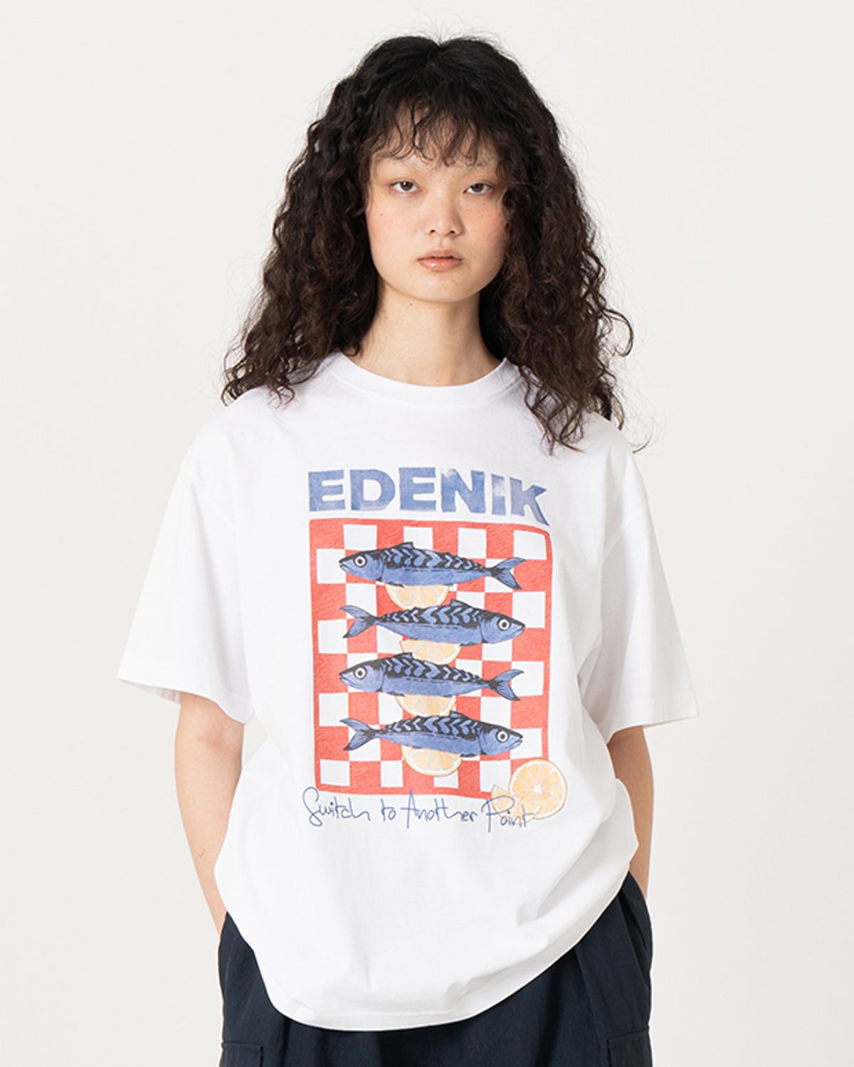 에데닉(EDENIK) 피쉬 반소매 티셔츠(화이트)_EZS1TS03WT