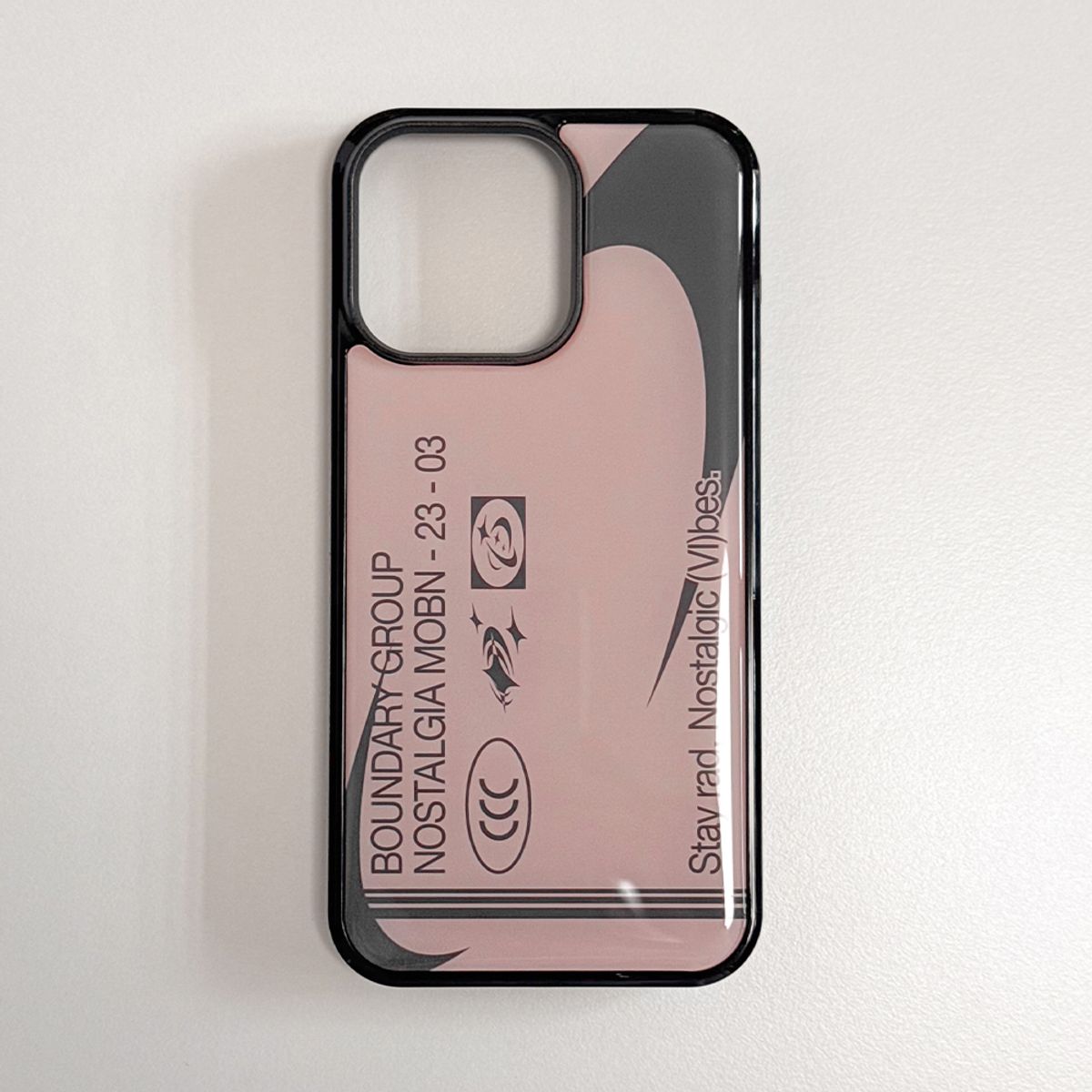 메모리즈바운더리(MEMORIESBOUNDARY) Dusty, Nostalgic Vibes Phone Case (DustyPink/CharcoalGray)