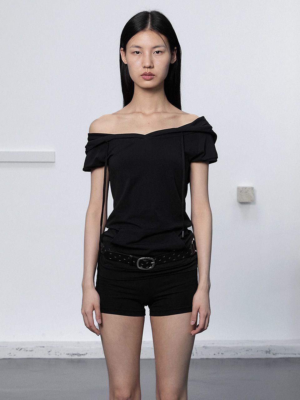 SWEAT HOODIE HALF TOP / BLACK