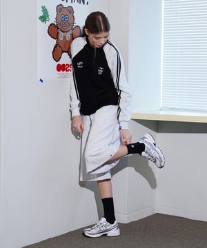 OOSS 용궁토끼 페이스 자수 양말 블랙