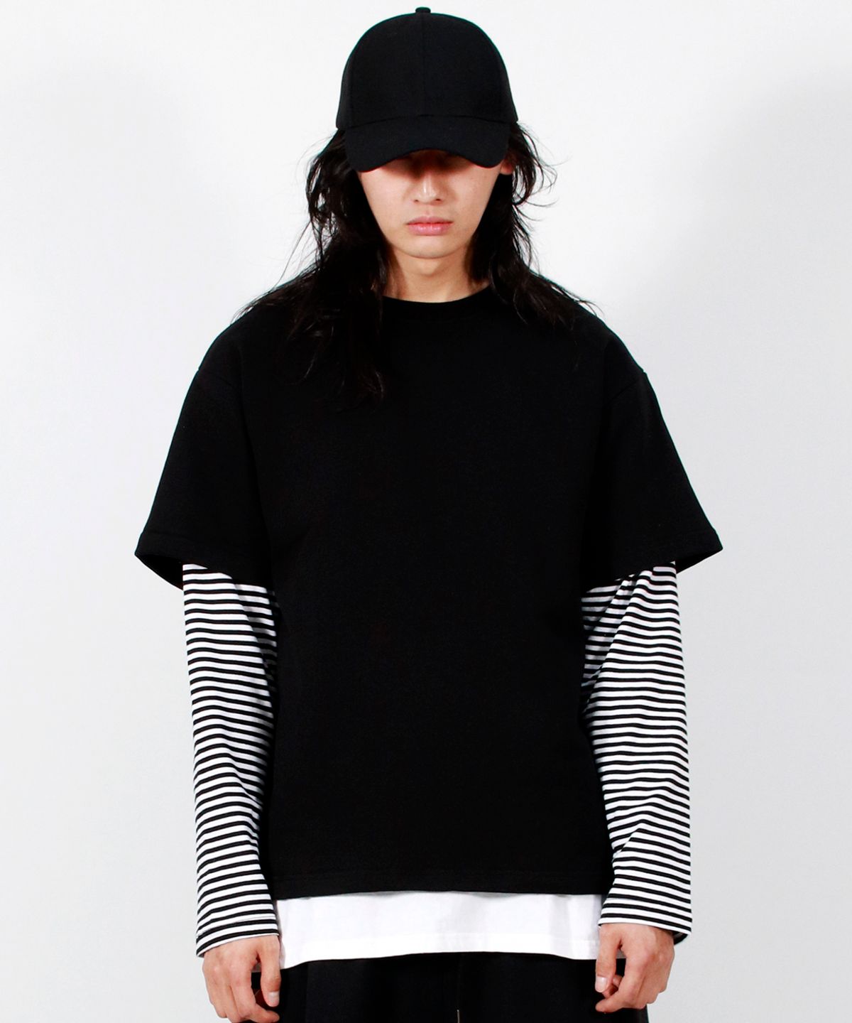 드마크(DEMARC) M LAYERED SLEEVE BOXY FIT CREW NECK T-SHIRT BLACK