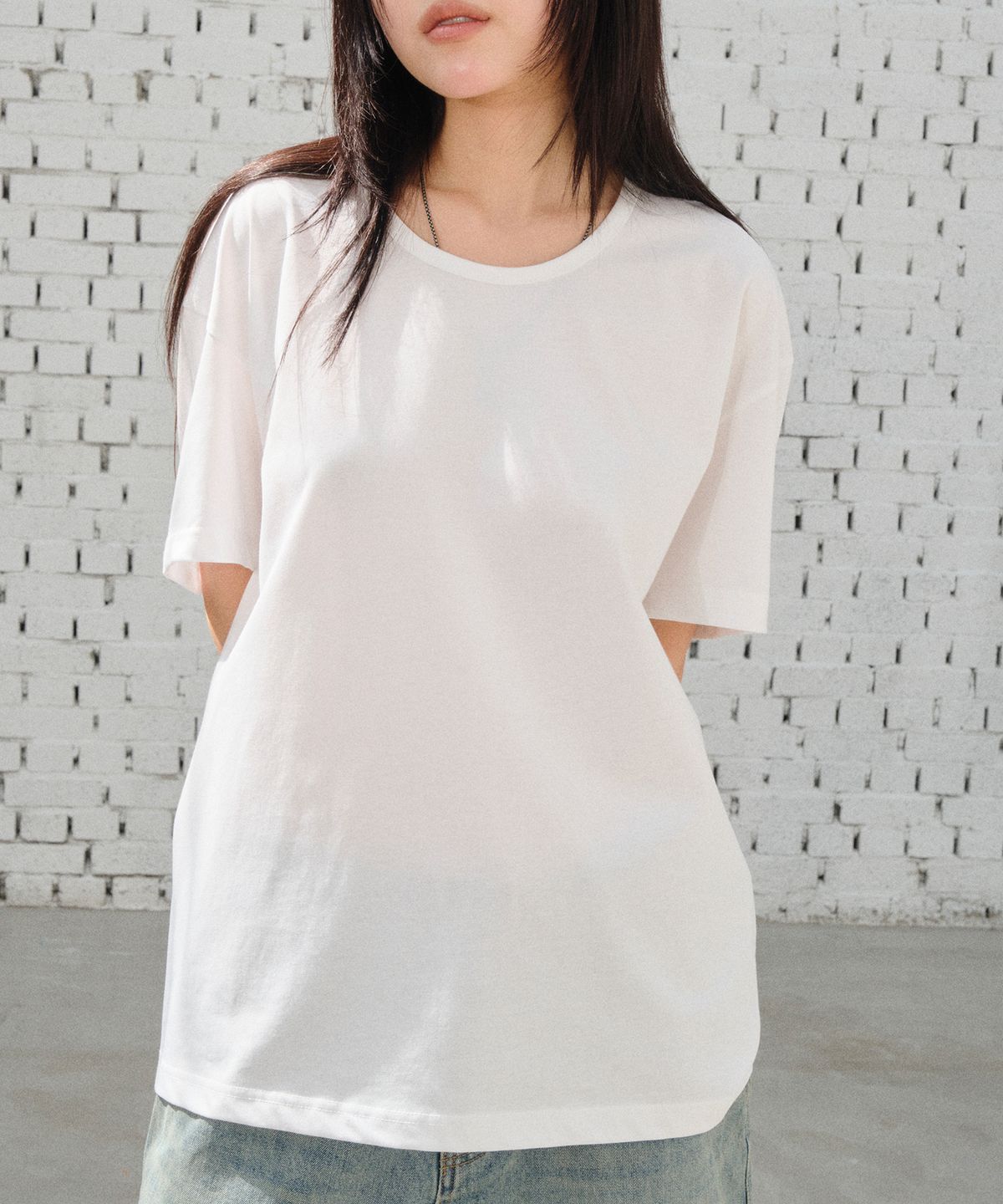 다이브인(DIVEIN) UNIFORM U NECK T-SHIRTS (WHITE)