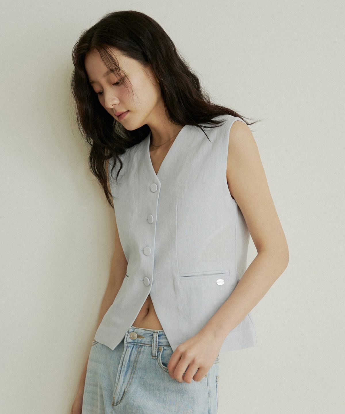 어다울(ADAUL) Corn linen sleeveless vest - blue