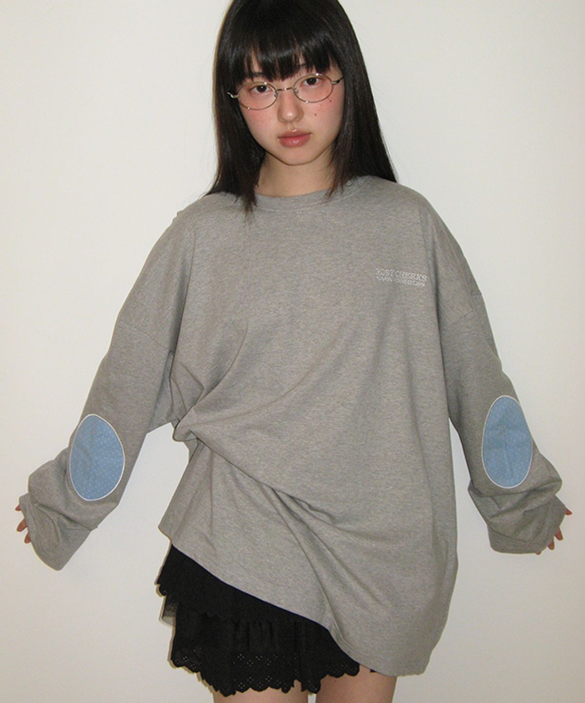 론론(RONRON) DOT ELBOW PATCH LONG SLEEVE GREY