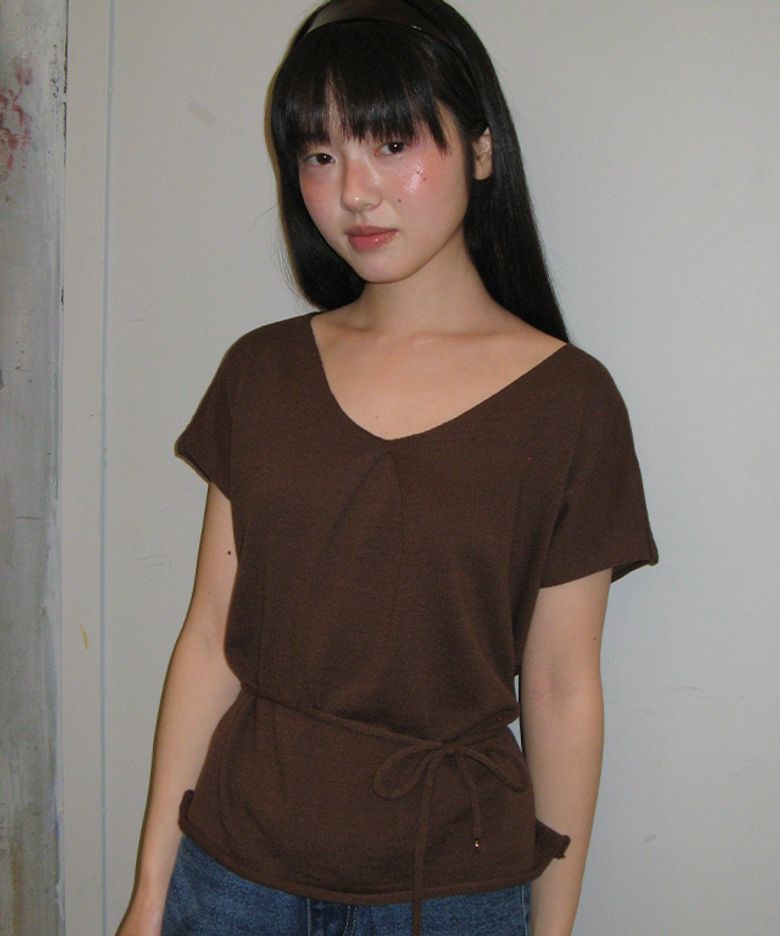 DRAWSTRING KNOT V HALF SLEEVE KNIT BROWN