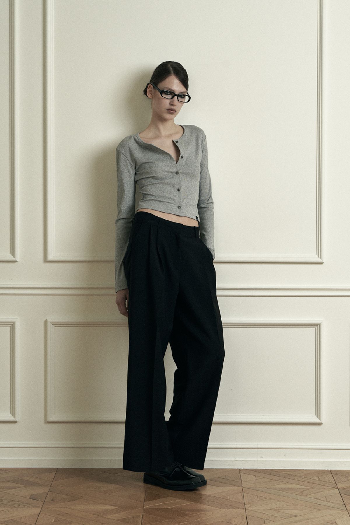 시너진(SYNERJYN) PLAIN WIDE SLACKS BLACK