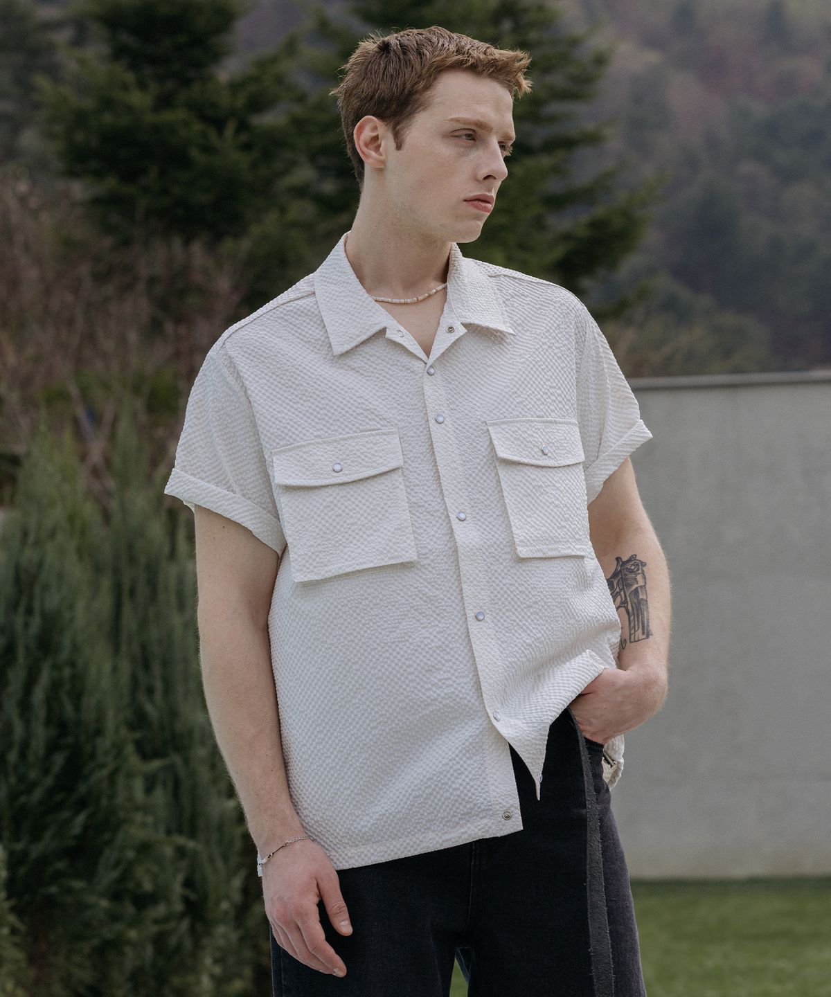 데꼬로소(DECOROSO) 브리즈 시어서커 반팔 셔츠 [화이트]