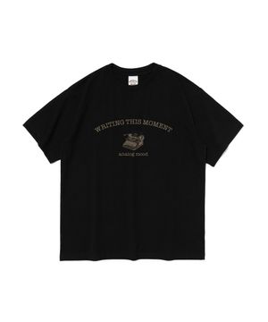 메로리즈 프린팅 반팔티 (블랙)