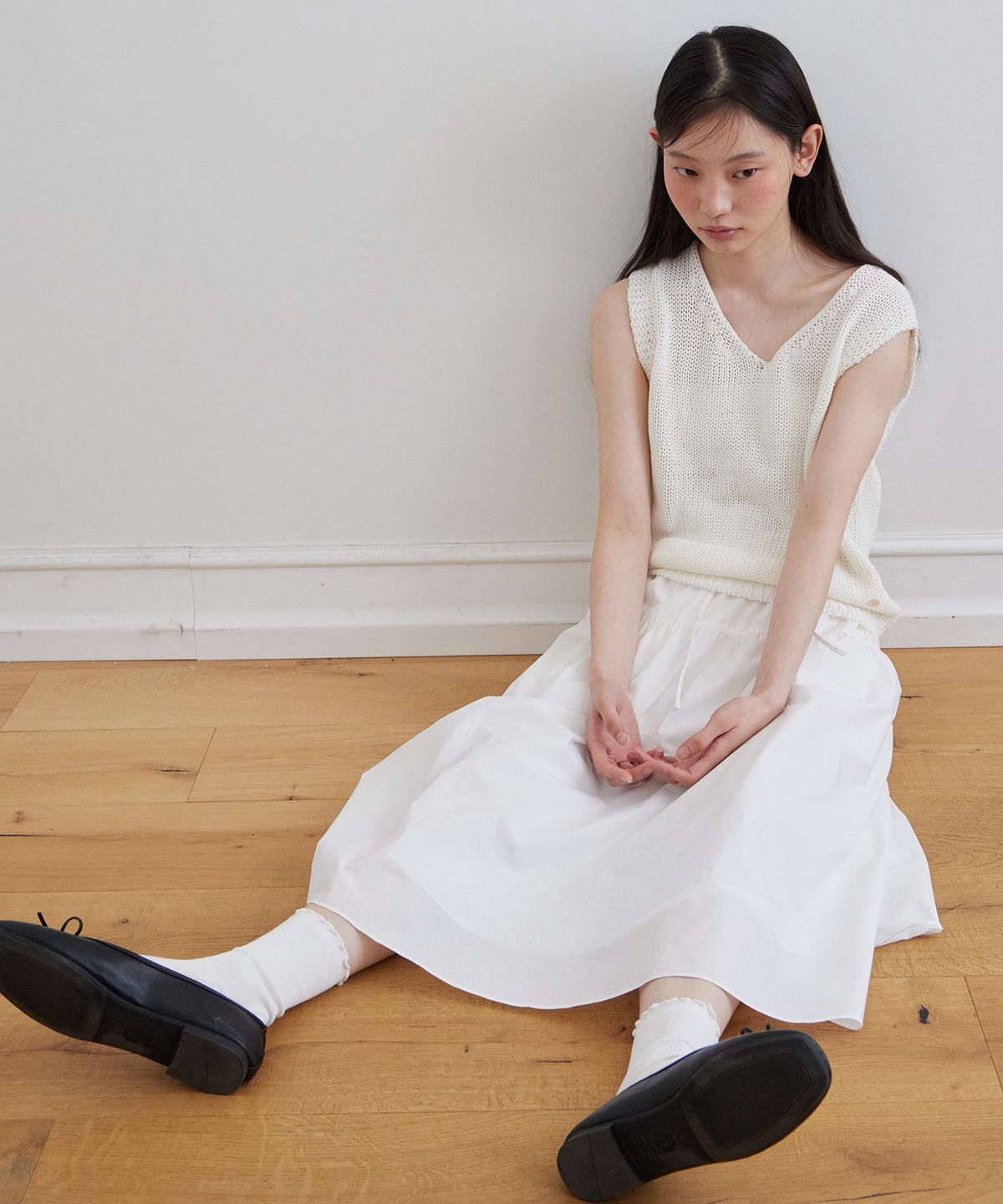 스텝어라운드(STEP AROUND) Pleated banding wide skirt_WHITE
