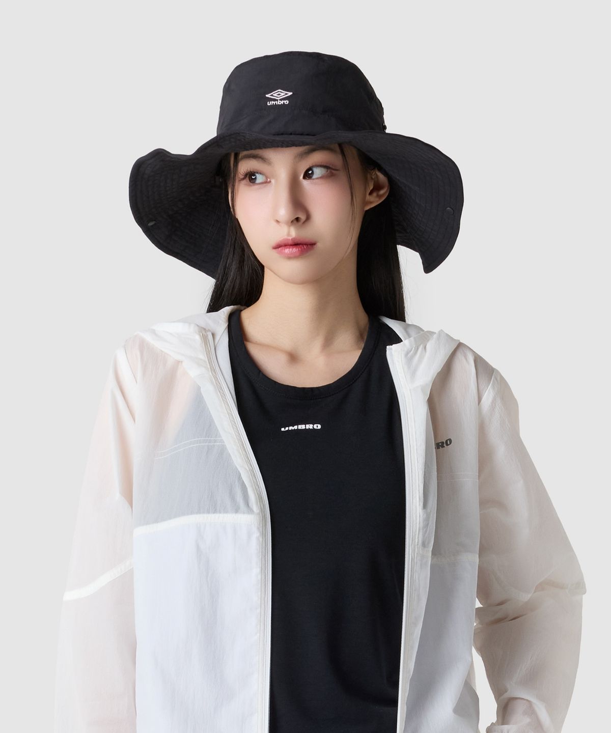 엄브로(UMBRO) 라이트브리즈 나노피그먼트 와이드햇 블랙(UQ223CHT61)