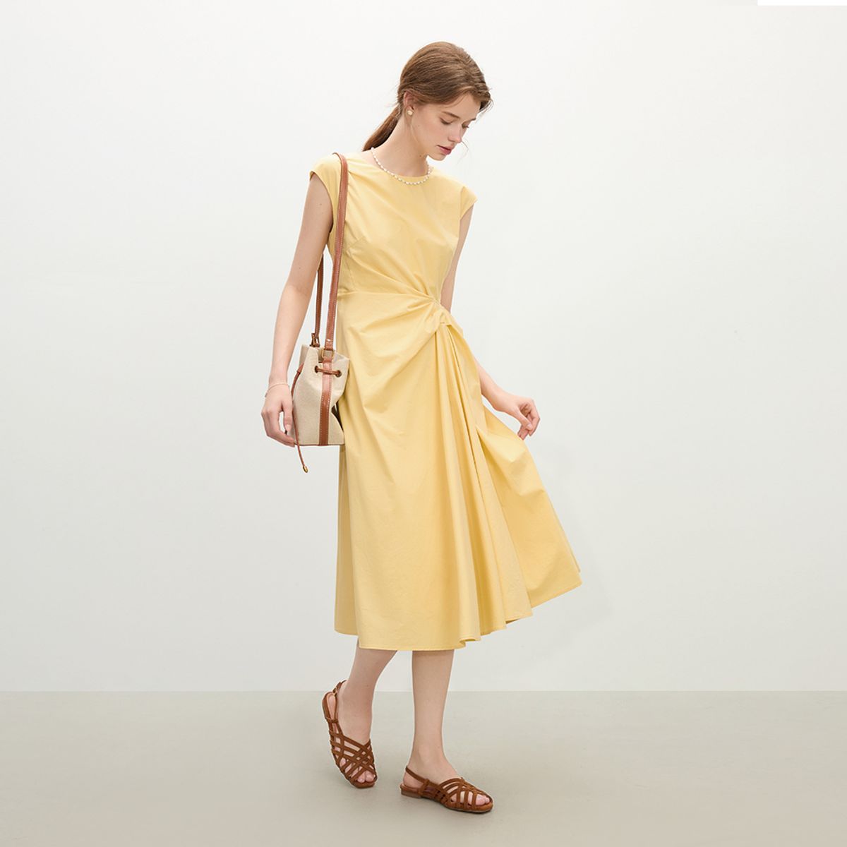 웬스데이딜라잇(WEDNESDAY DELIGHT) WD_Pleated slim sleeveless dress_2color