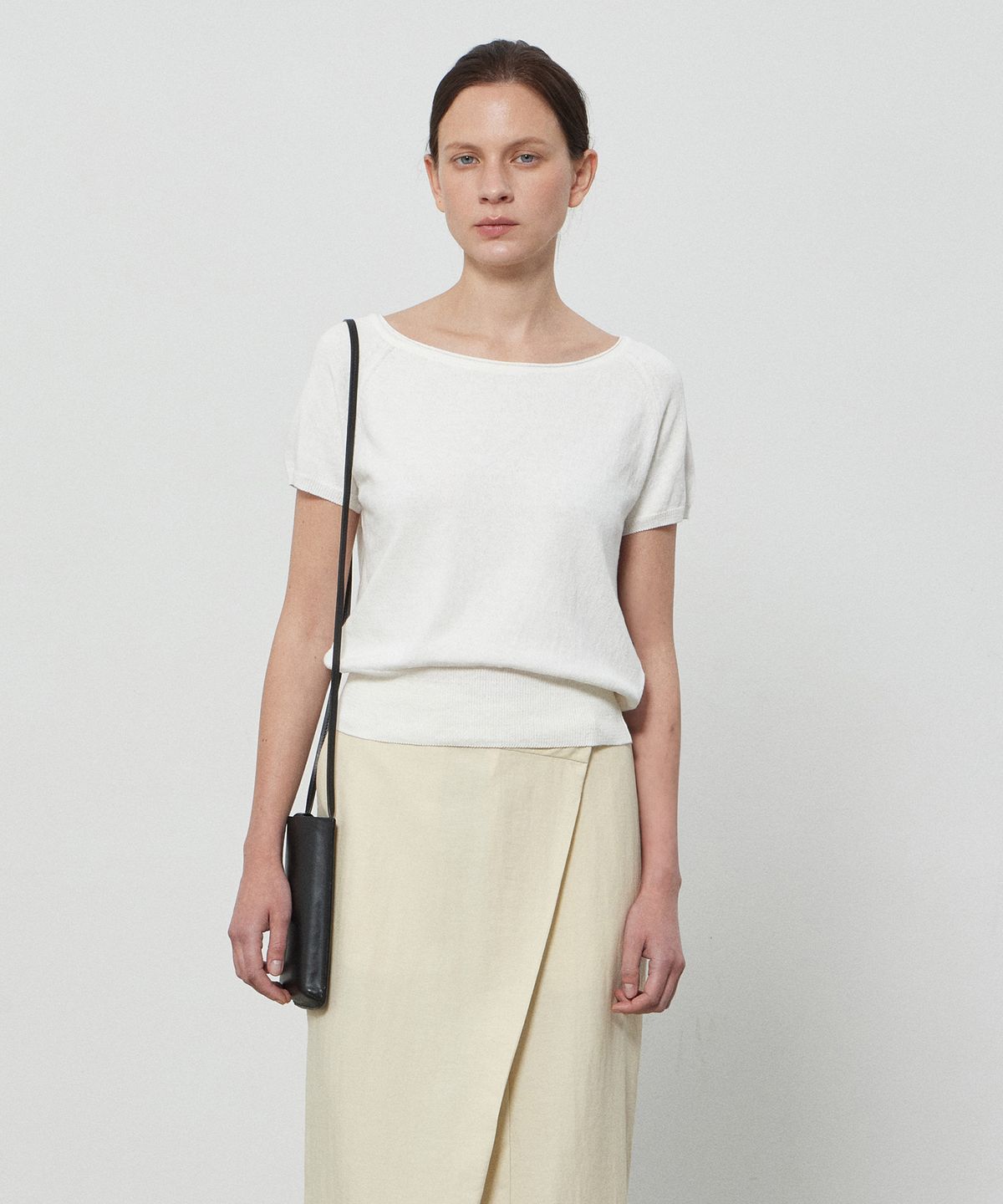 노티아(NOTIA) WIDE NECK RAGLAN KNIT - IVORY