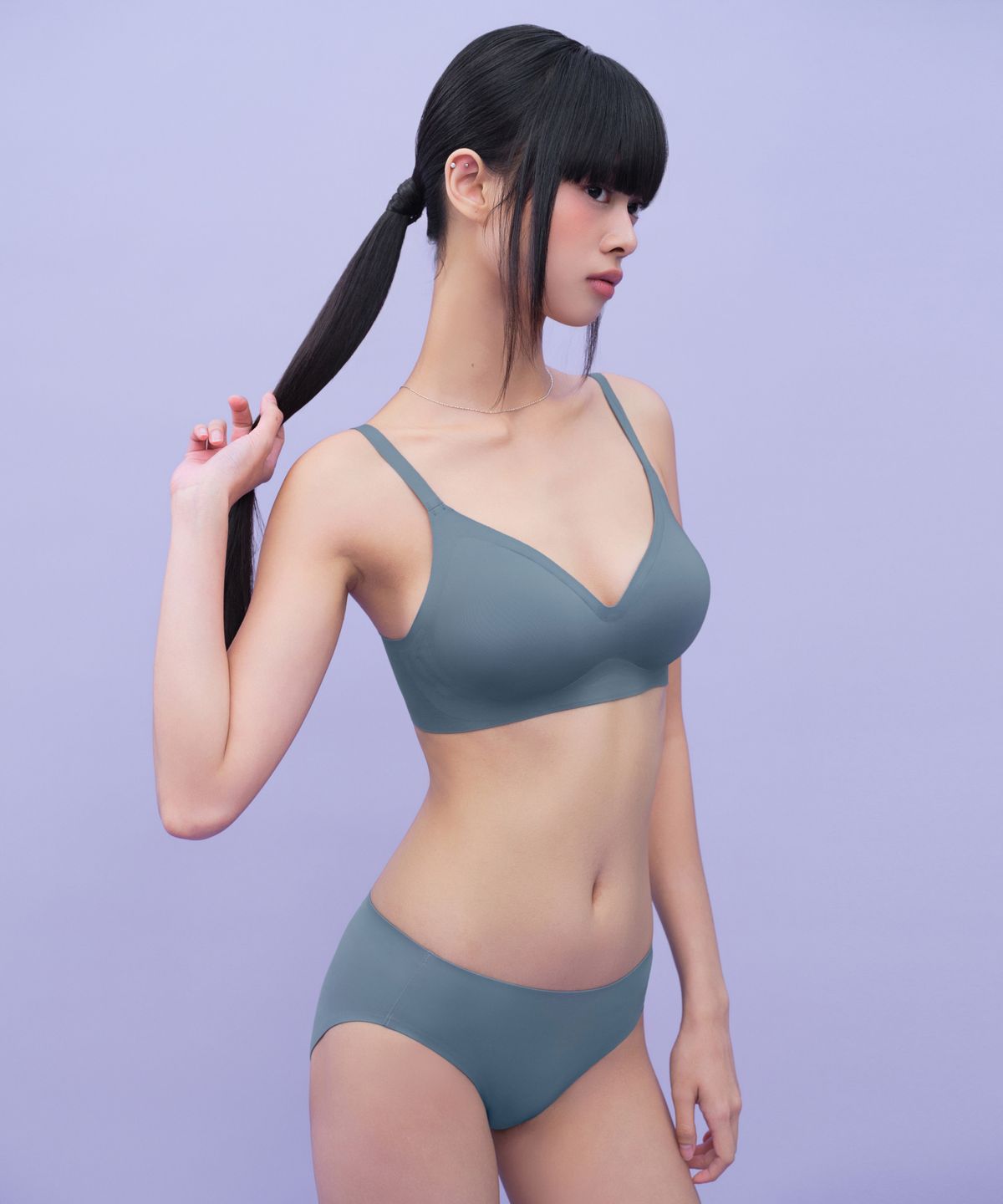 무신사 스탠다드 우먼(MUSINSA STANDARD WOMAN) 우먼즈 심리스 라이트 볼륨 브라 [피콕 블루]