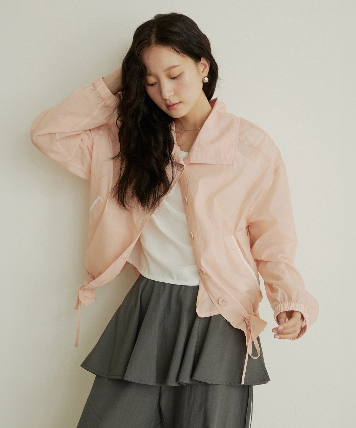 어다울(ADAUL) Lace back label ribbon string summer blouson - peach