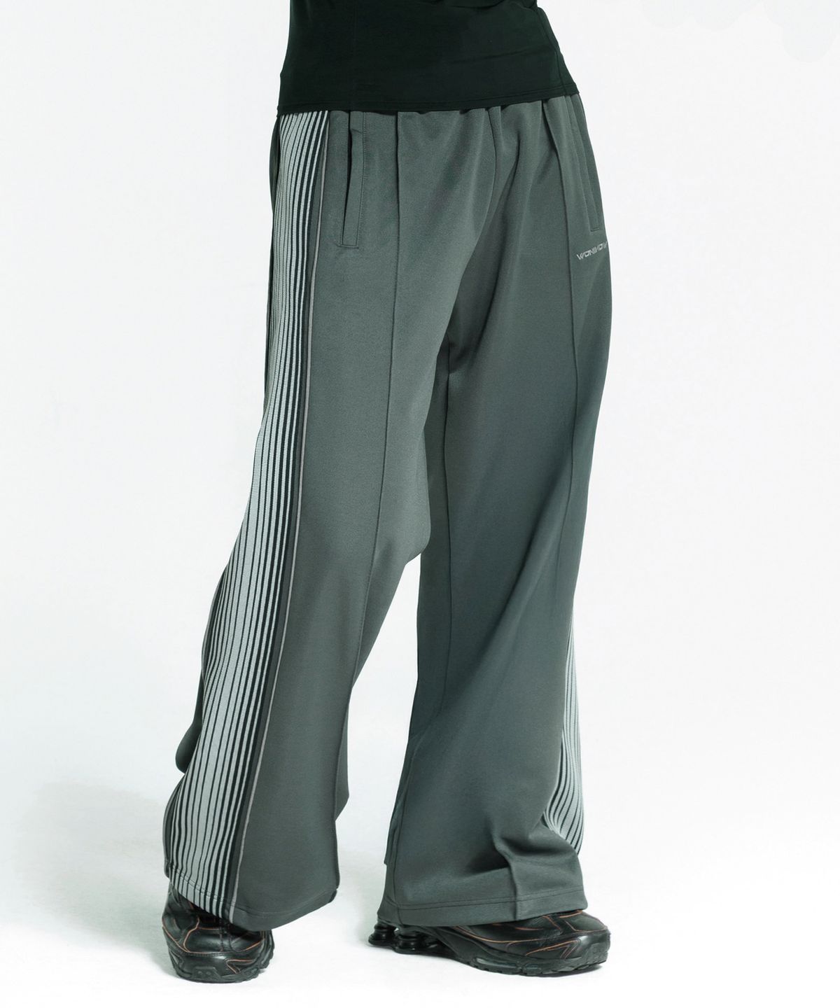 원나우(WONINOW) STRIDE Wide Traning pant_KHAKI