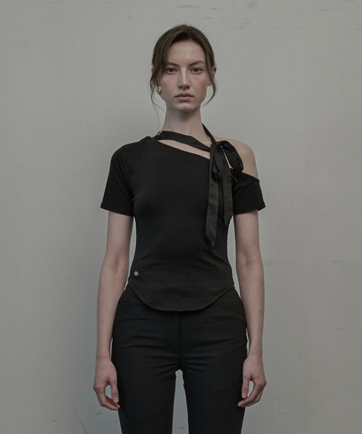 마우솔레움(MAU SOLEUM) Sheer Scarf T-Shirt - Black
