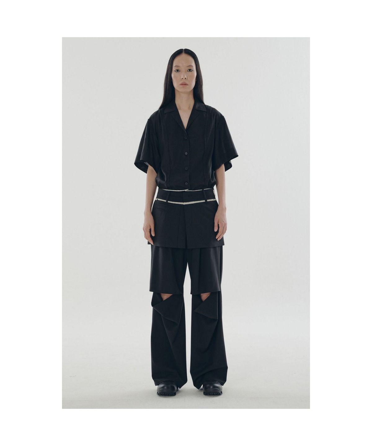 래코드(RECODE) Boxy Shirt with Layered Wrap Skirt_RQSAM25513BKX