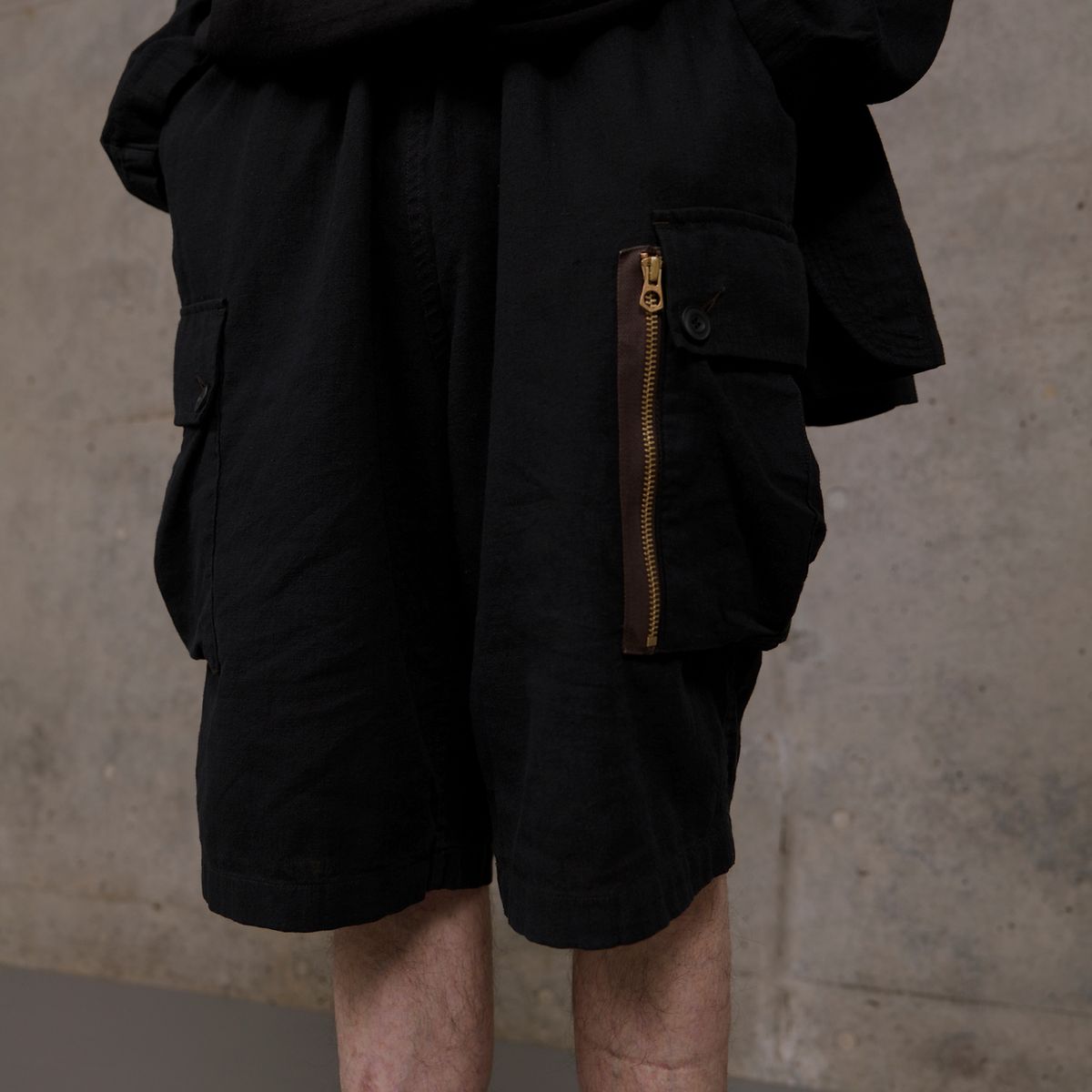 본로우(BONRROW) C/HEMP ZIP SHORTS