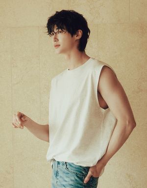 [변우석착용] 슬리브리스 머슬티 025560 [4color]