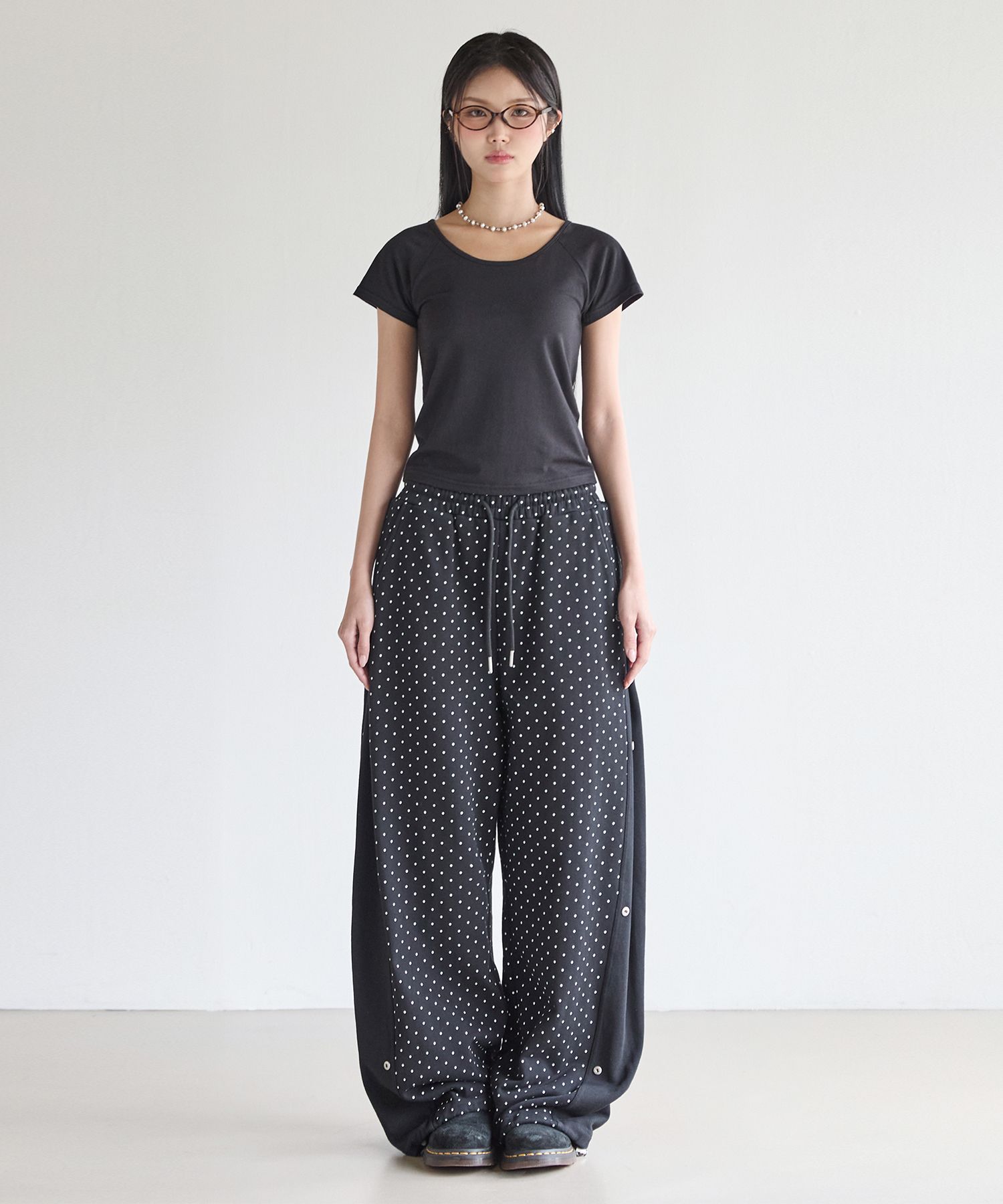 チャングンソクさん着用 [GUBIN] Folding line sweatpants MUSINSA | GUBIN (W) Folding Line Dot Sweatpants