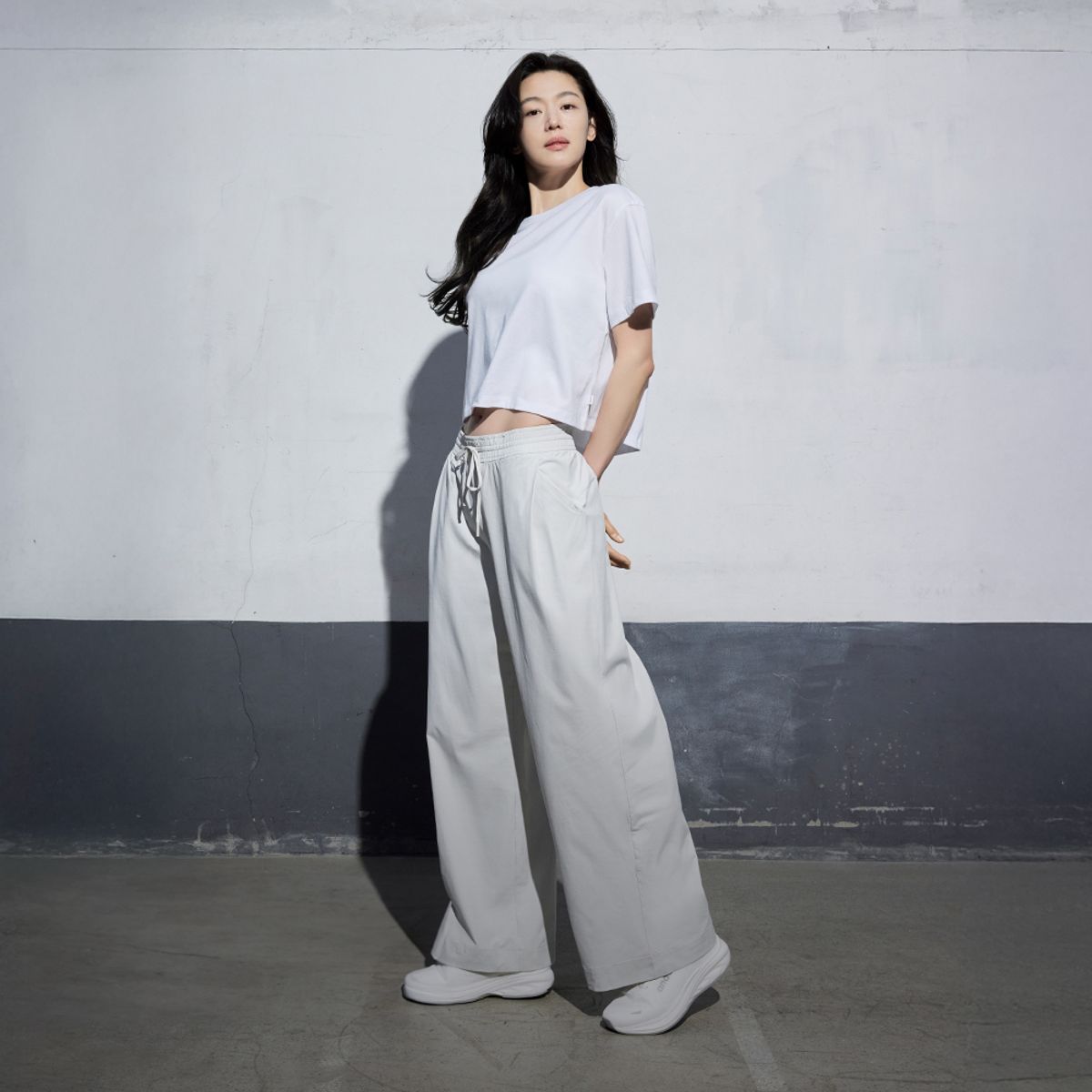 안다르(ANDAR) [SET] 숏슬리브 크롭티 & 와이드 팬츠