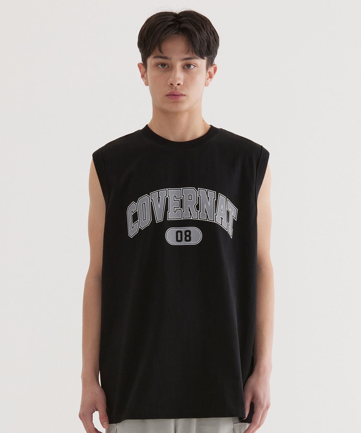 커버낫(COVERNAT) 아치 08 로고 슬리브리스 Black