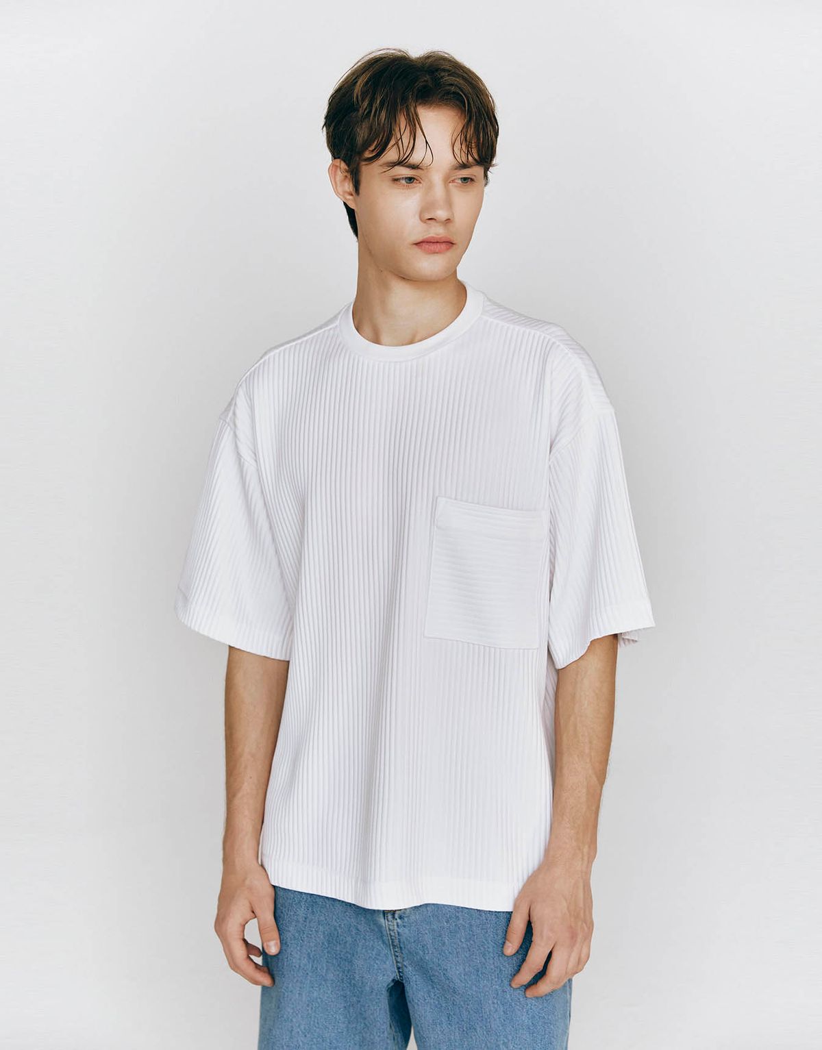 컨셉원(CONCEPTS1ONE) 플리츠 오버핏 포켓 반팔티 10025524/025524 [2color]