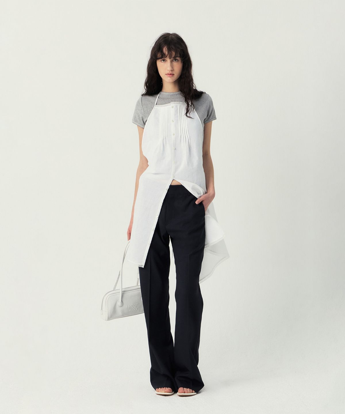 그로브(GROVE) VALE APRON DRESS (IVORY)