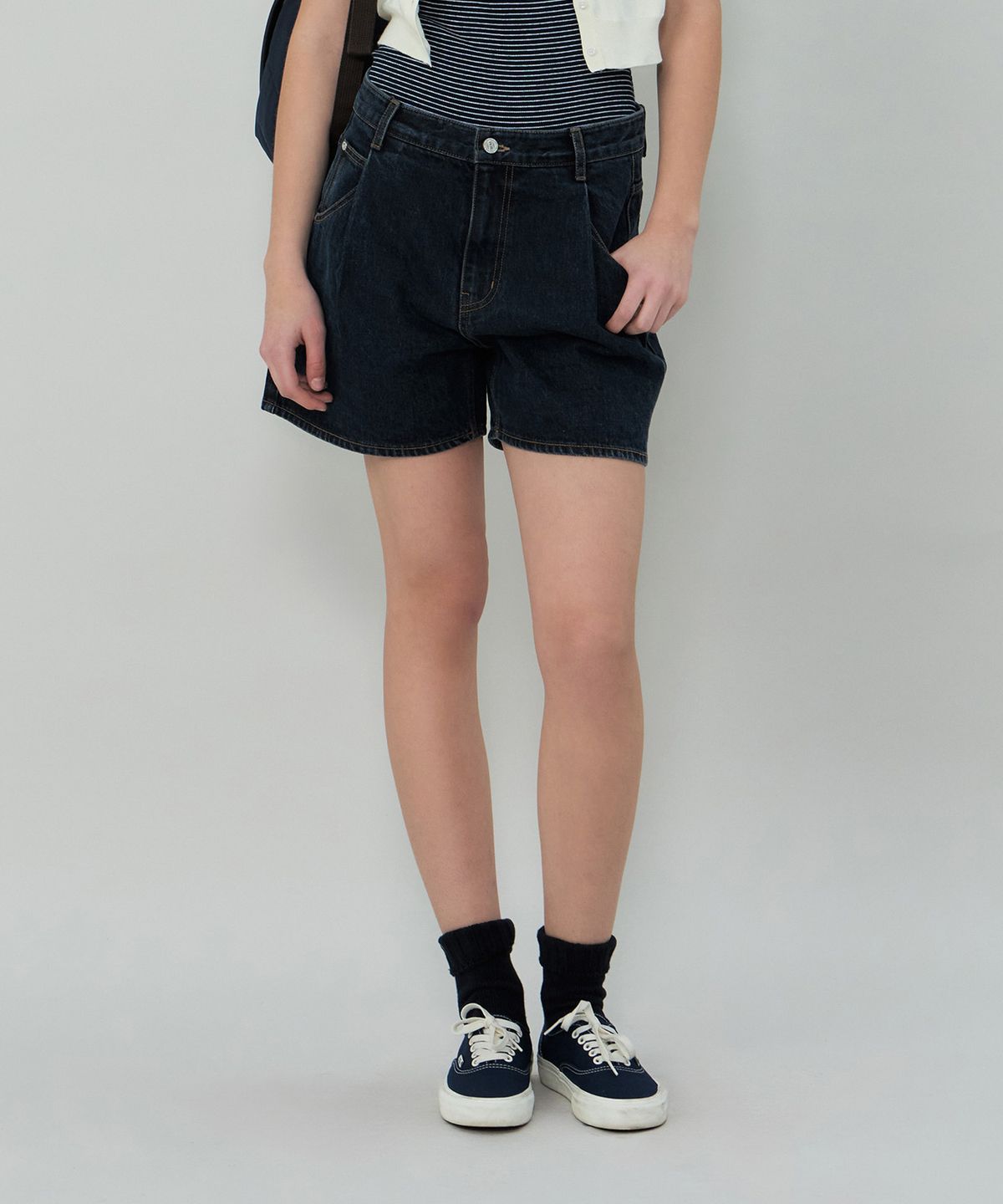 그로브(GROVE) CAVE DENIM SHORTS (DEEP BLUE)