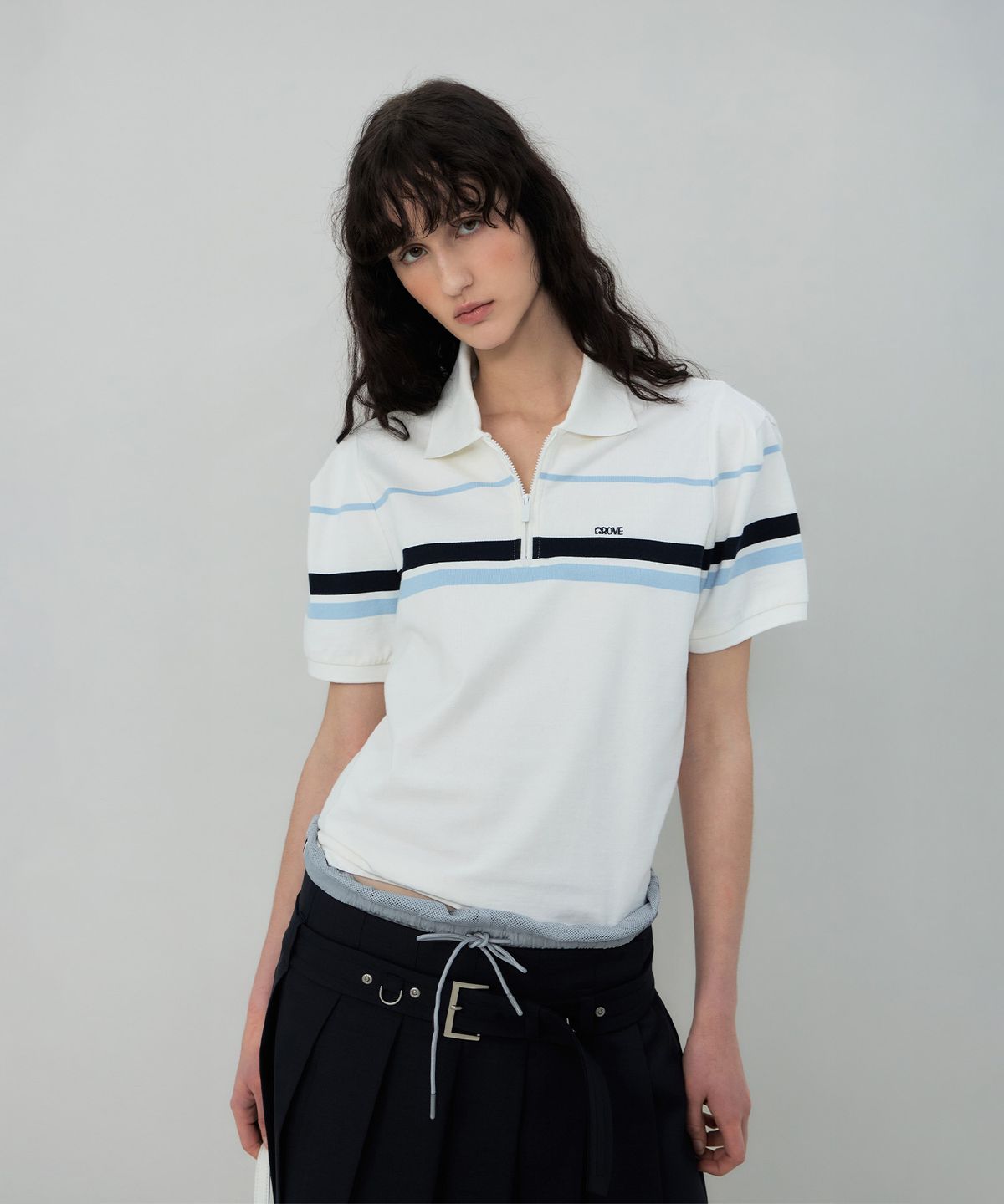 그로브(GROVE) LIAM HALF ZIP-UP COLLAR T-SHIRT (IVORY)