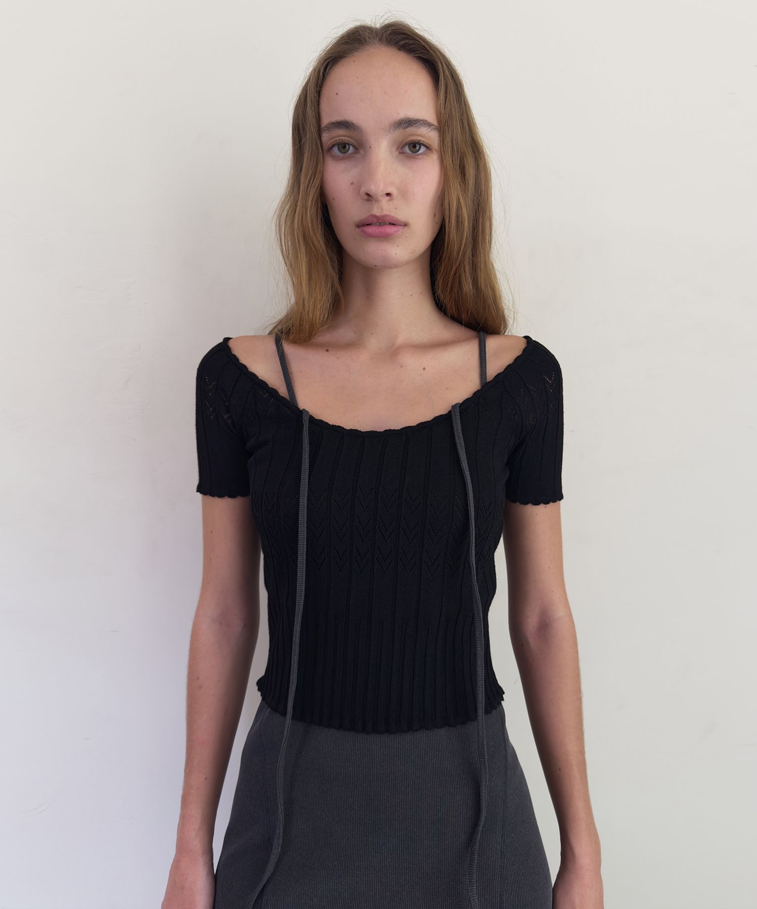 Tシャツ・カットソー DIAGONAL : 25SS / SCALLOP HALF SLEEVE KNIT (2COLORS) MUSINSA | DIAGONAL SCALLOP HALF SLEEVE KNIT (black)