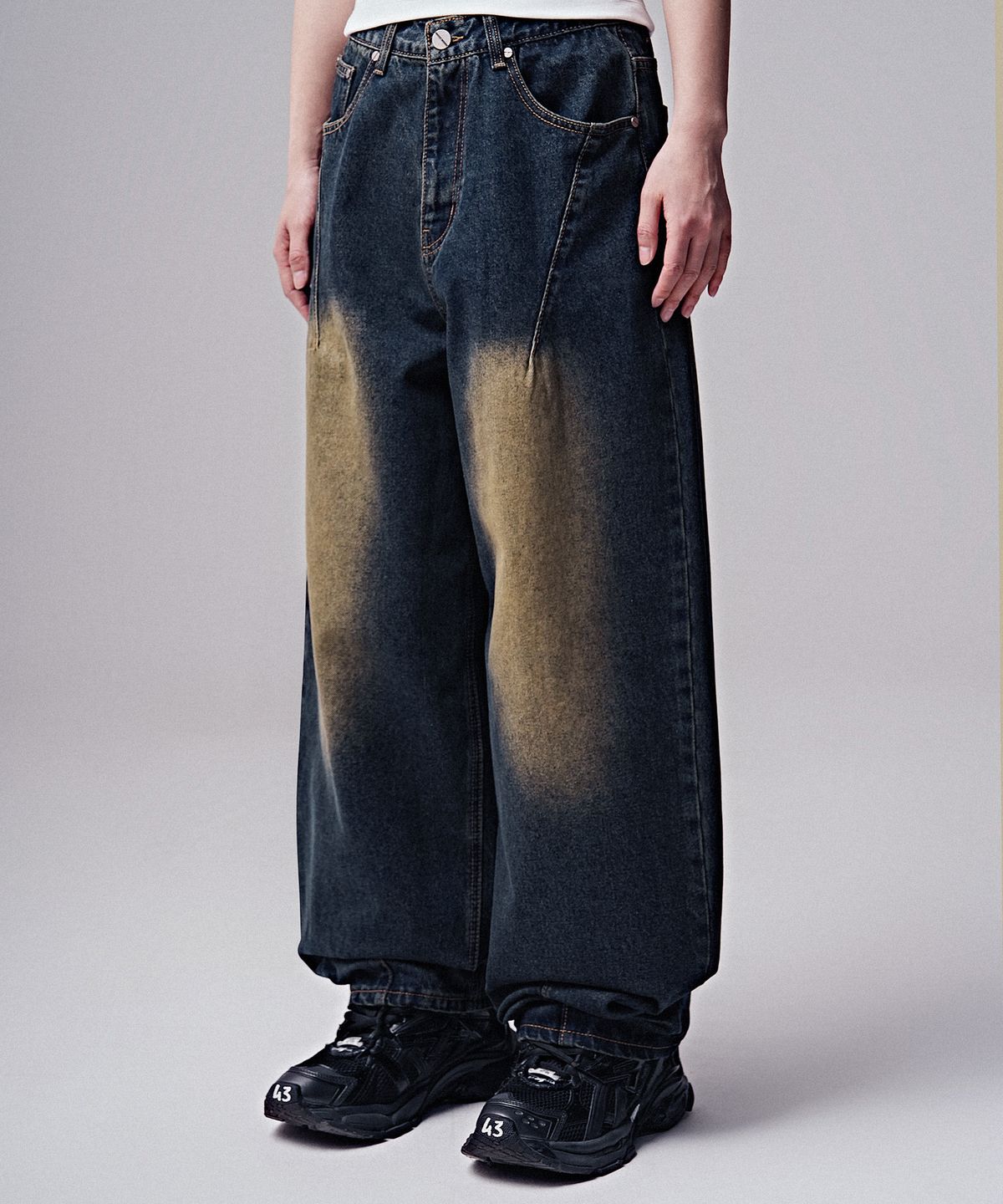 젠더스트(ZENDUST) Par Tapered Dart Denim Pants BLUE