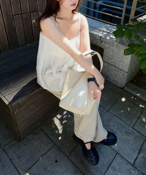 소프트 플로우 버킷 백 (CREAM)