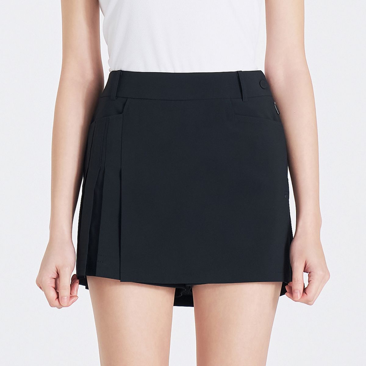 테일러메이드 어패럴(TAYLORMADE APPAREL) 여성 플리츠 랩 반바지 TPO-62HG84-199